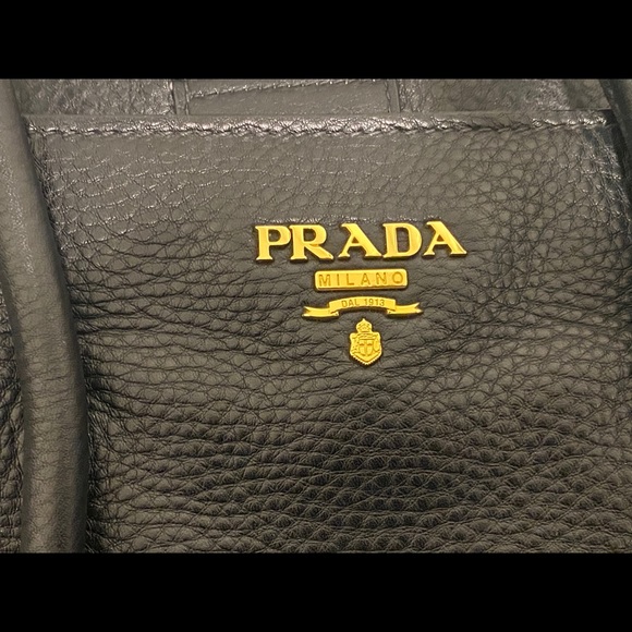 PRADA Bag-100% authentic - Picture 3 of 8